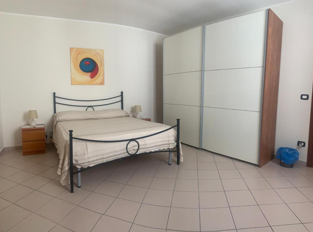 Casa Adriana, Centralissima, Confinante Ospedale Civile Sassari Exterior foto