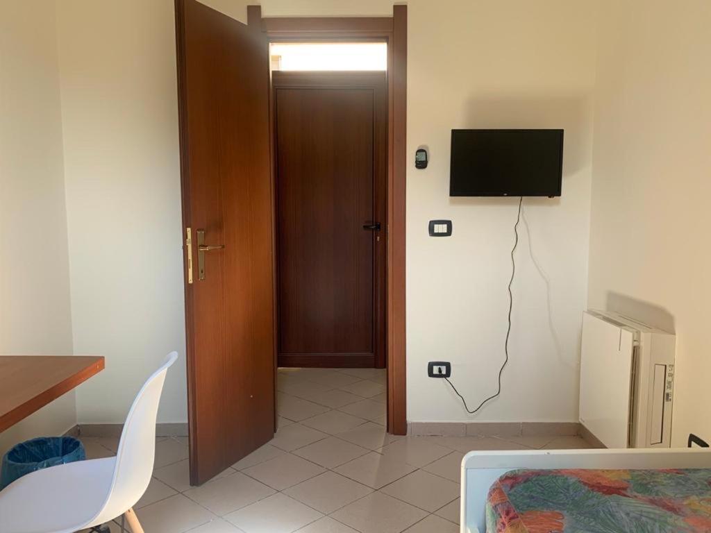 Casa Adriana, Centralissima, Confinante Ospedale Civile Sassari Exterior foto